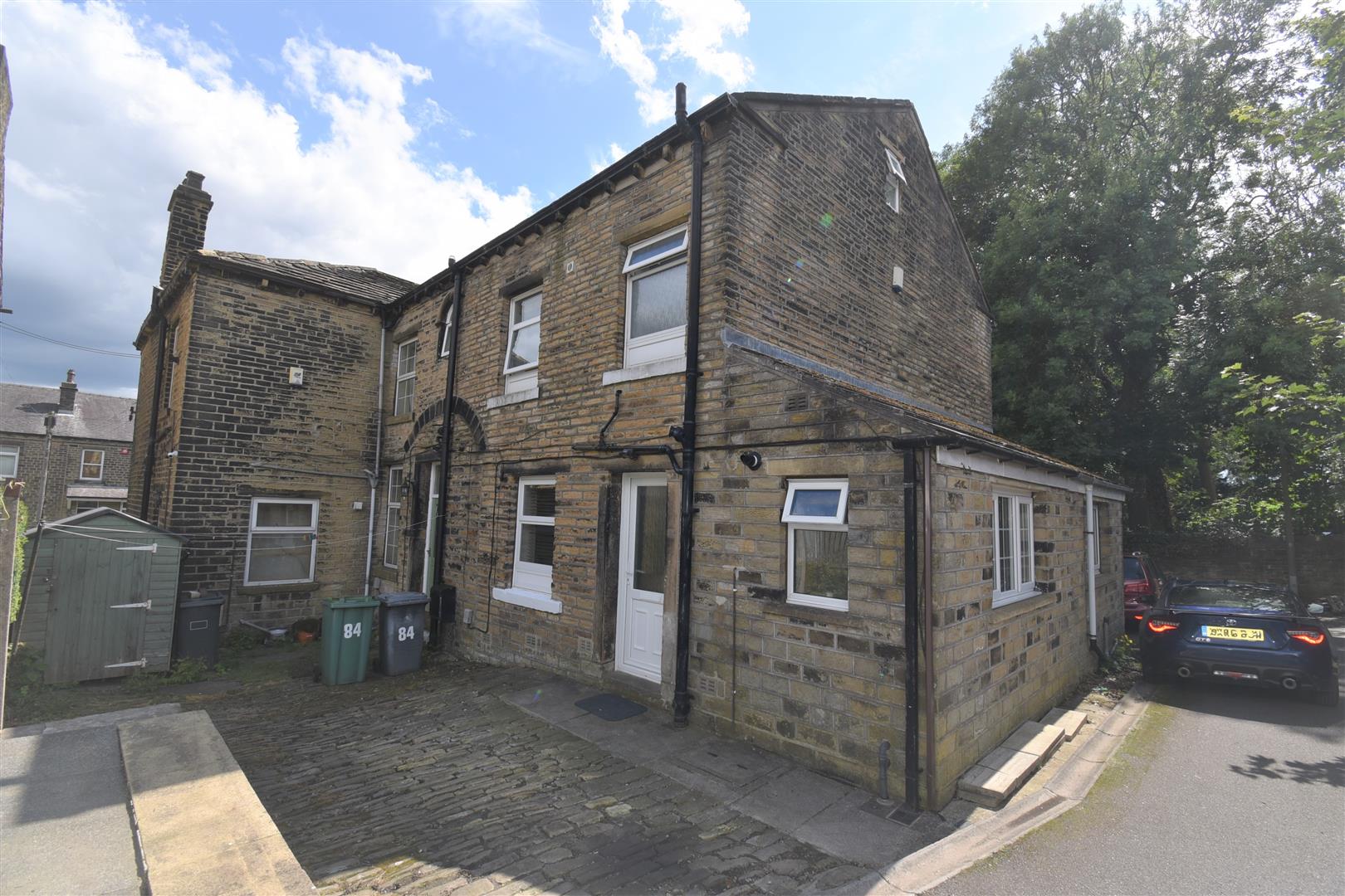 House End Terrace Luck Lane, Marsh, Huddersfield